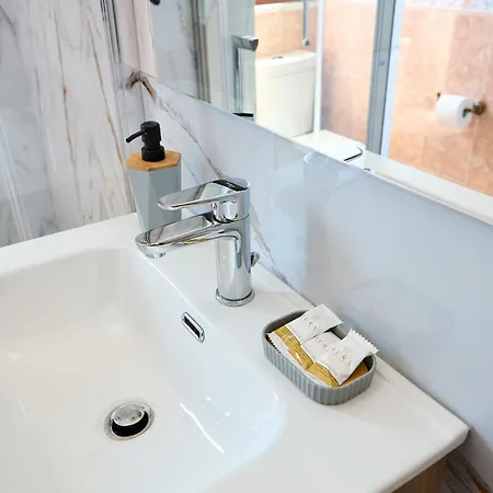 Apartamento Fusarostay - 1 Min From Lake, Vanvitellian & Train *
