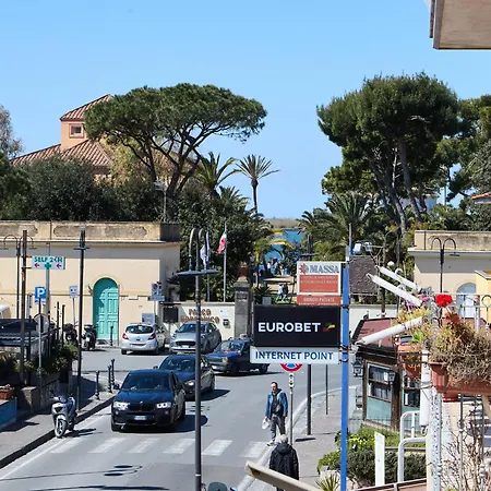 Fusarostay - 1 Min From Lake, Vanvitellian & Train Apartamento *